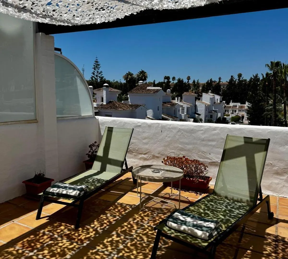 Ab Properties - Chic Duplex Penthouse - Puerto Banus - Golden Mile- Los Naranjos Marbella 0*,  España